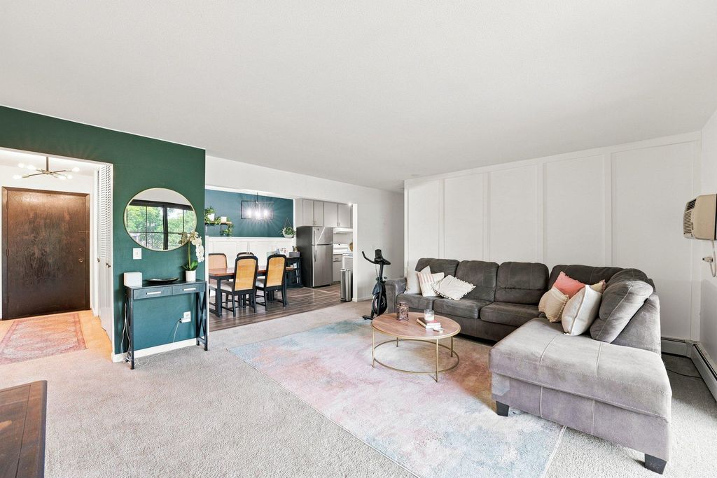 4370 Brookside Court 302, Edina, MN 55436 — photo 3