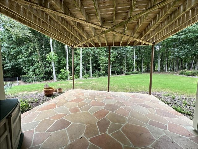 8425 Nolandwood Lane, Villa Rica, GA 30180