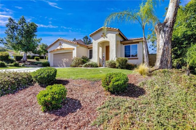 27727 Hollyoak Way, Menifee, CA 92585