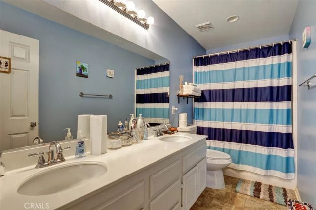 27727 Hollyoak Way, Menifee, CA 92585