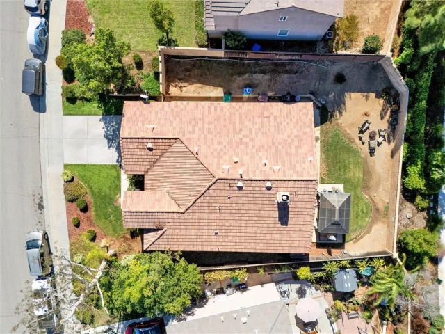 27727 Hollyoak Way, Menifee, CA 92585