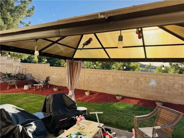 27727 Hollyoak Way, Menifee, CA 92585