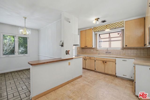 2801 Coolidge Avenue, Los Angeles, CA 90064