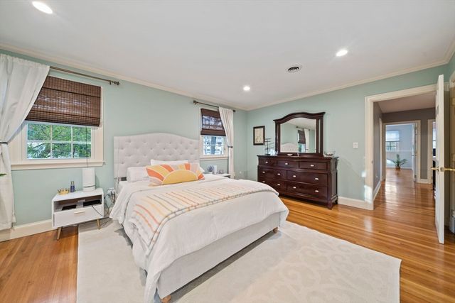 30 Mallard Dr, Sharon, MA 02067