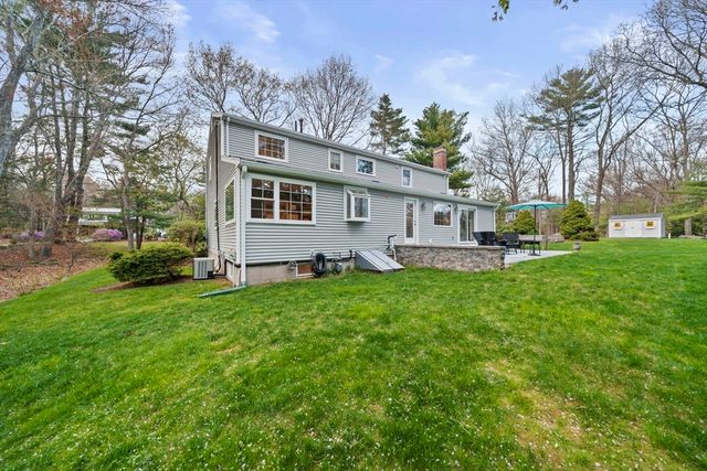 30 Mallard Dr, Sharon, MA 02067