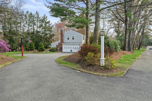 30 Mallard Dr, Sharon, MA 02067