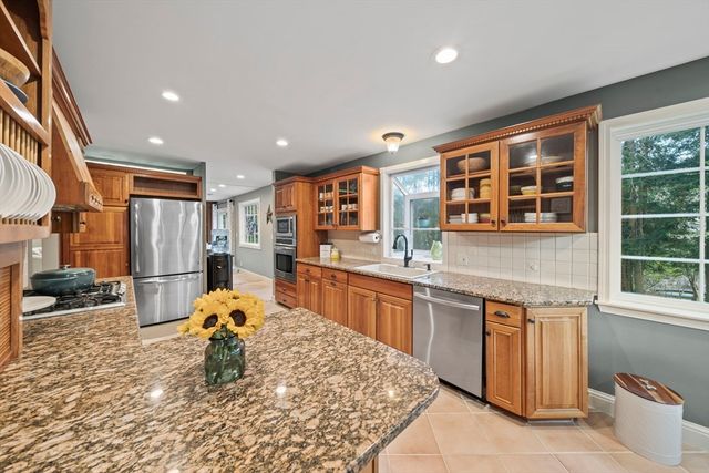 30 Mallard Dr, Sharon, MA 02067