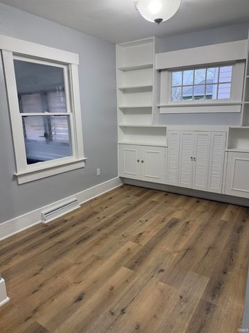 356 S Cornell Circle, Fort Wayne, IN 46807