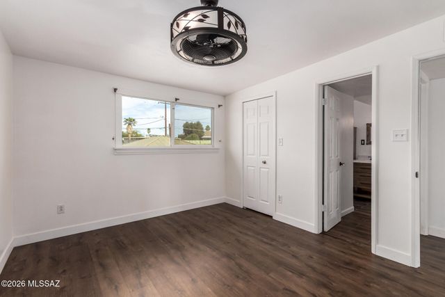 8331 E Balfour Drive, Tucson, AZ 85710