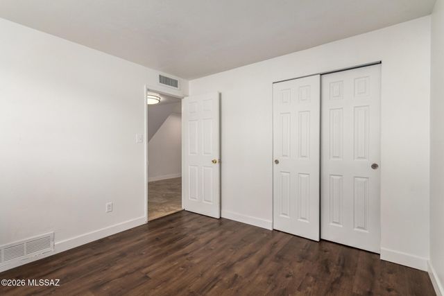 8331 E Balfour Drive, Tucson, AZ 85710