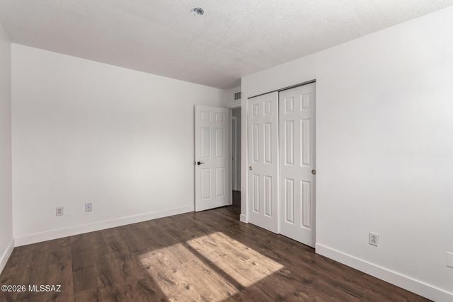 8331 E Balfour Drive, Tucson, AZ 85710