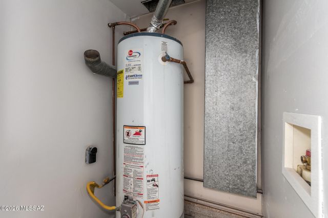 8331 E Balfour Drive, Tucson, AZ 85710