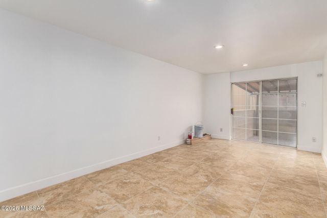 8331 E Balfour Drive, Tucson, AZ 85710