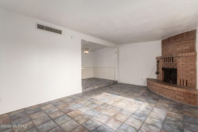 8331 E Balfour Drive, Tucson, AZ 85710