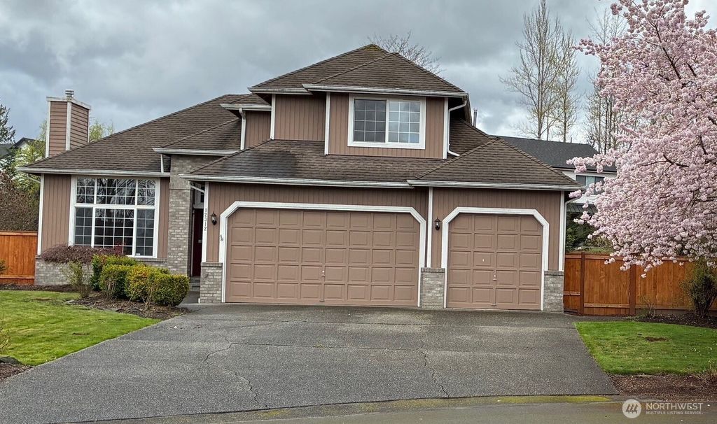 12312 9th Street E, Edgewood, WA 98372