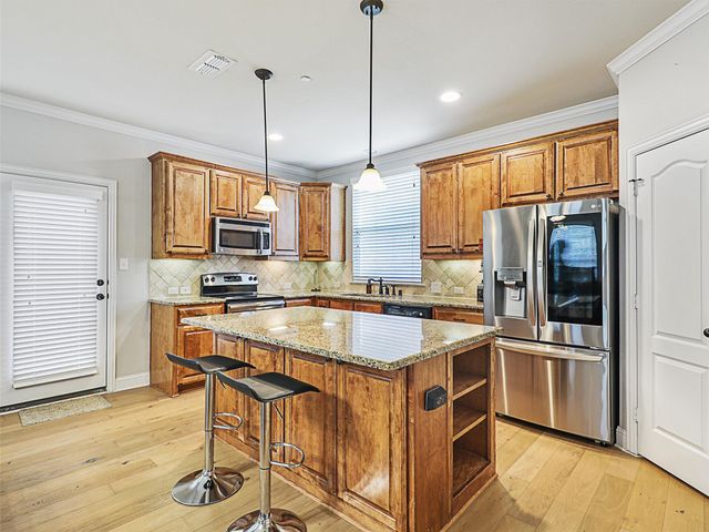 2500 Rockbrook Drive 81, Lewisville, TX 75067