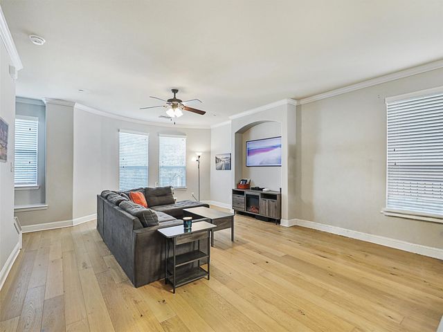 2500 Rockbrook Drive 81, Lewisville, TX 75067