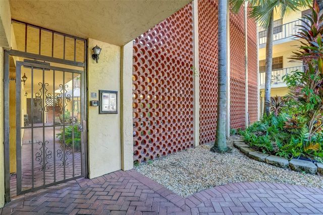 917 NE 16th Avenue 7, Fort Lauderdale, FL 33304