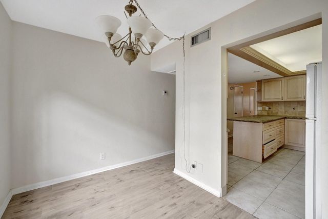 917 NE 16th Avenue 7, Fort Lauderdale, FL 33304