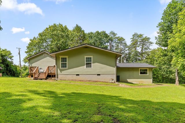 1504 Hotwater Road, Soddy Daisy, TN 37379