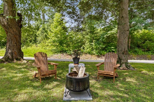 1504 Hotwater Road, Soddy Daisy, TN 37379