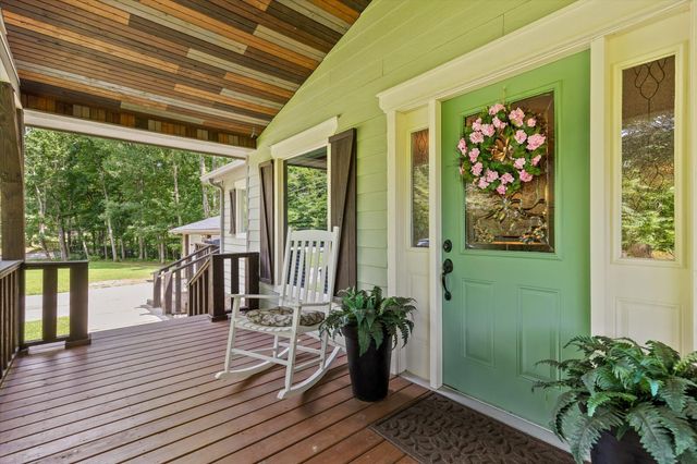 1504 Hotwater Road, Soddy Daisy, TN 37379