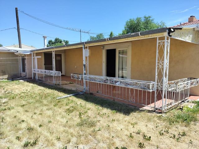2239 County Farm Rd, Pueblo, CO 81006