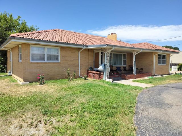 2239 County Farm Rd, Pueblo, CO 81006