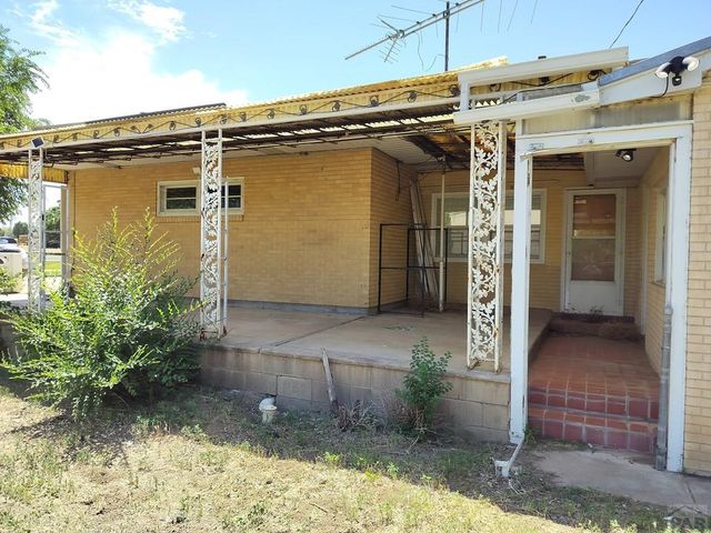 2239 County Farm Rd, Pueblo, CO 81006