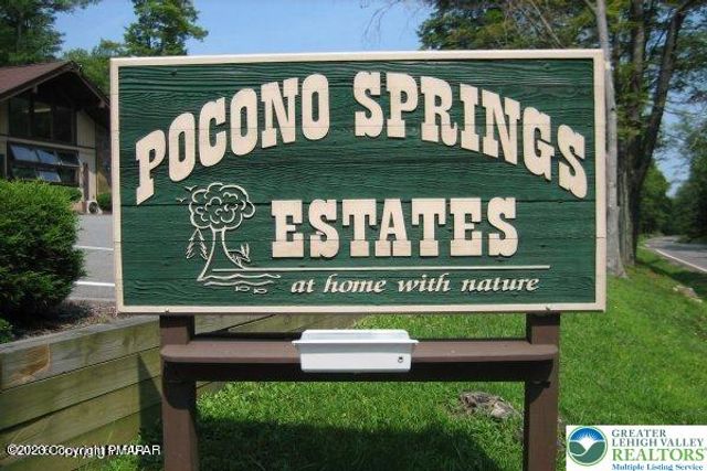 33 Cheyenne Trail, Lehigh Twp, PA 18424