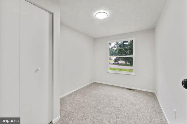 11616 RUTHERFORD DR, Fredericksburg, VA 22407