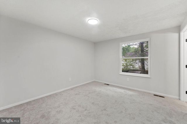 11616 RUTHERFORD DR, Fredericksburg, VA 22407