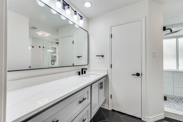 3805 Brookhaven Circle, Fort Worth, TX 76109