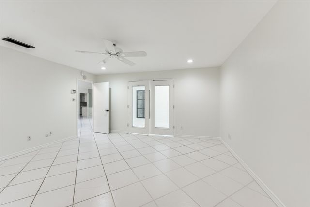 3805 Brookhaven Circle, Fort Worth, TX 76109