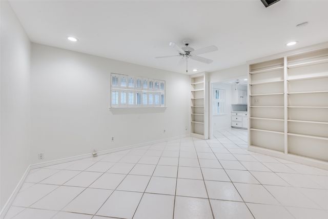 3805 Brookhaven Circle, Fort Worth, TX 76109