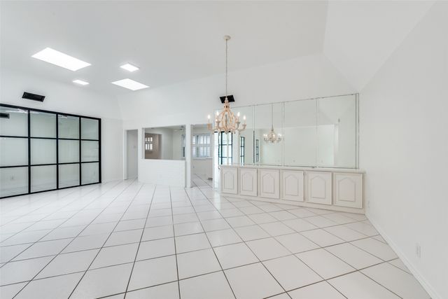 3805 Brookhaven Circle, Fort Worth, TX 76109