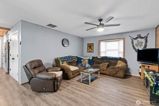 4708 Delta Lane SE, Tumwater, WA 98501