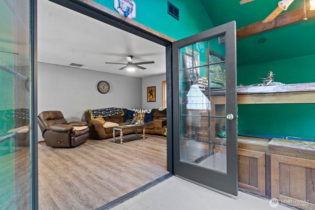 4708 Delta Lane SE, Tumwater, WA 98501