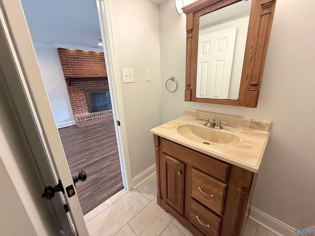 11314 Woodcrest Drive, Huntsville, AL 35803