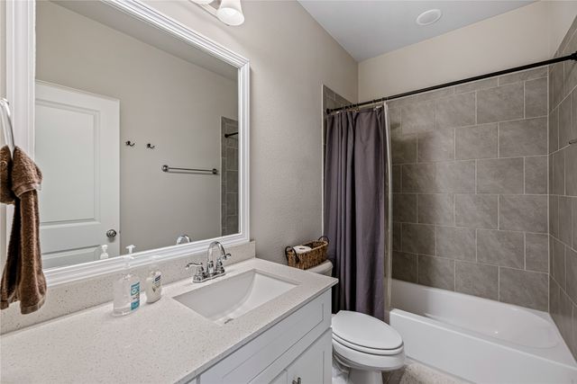 1451 Perrin Lane, Farmers Branch, TX 75234
