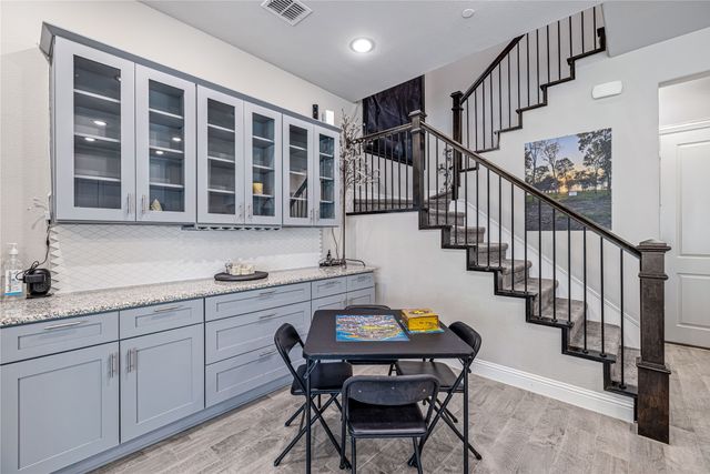 1451 Perrin Lane, Farmers Branch, TX 75234