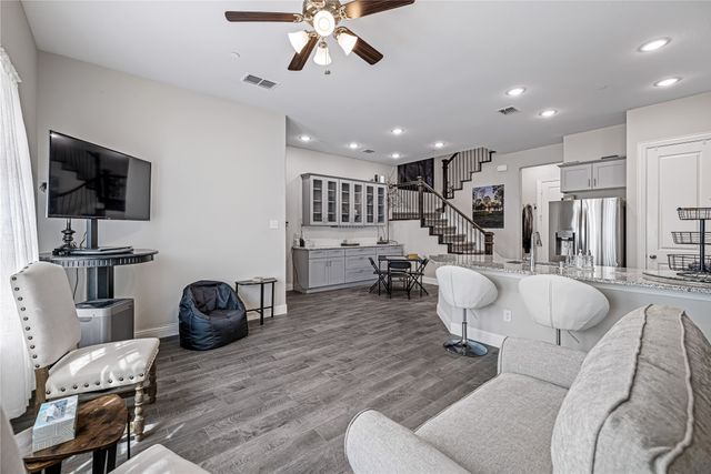 1451 Perrin Lane, Farmers Branch, TX 75234