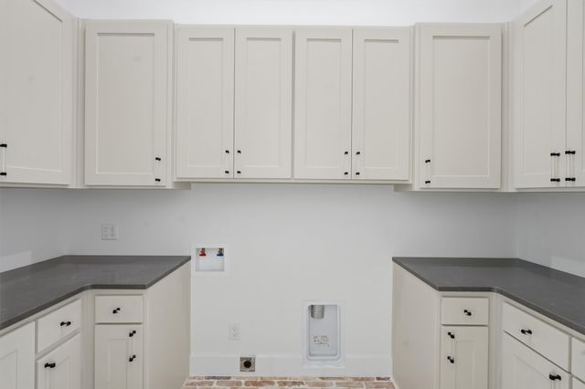 961 E Hells Gate Dr, Graford, TX 76449
