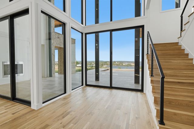 961 E Hells Gate Dr, Graford, TX 76449