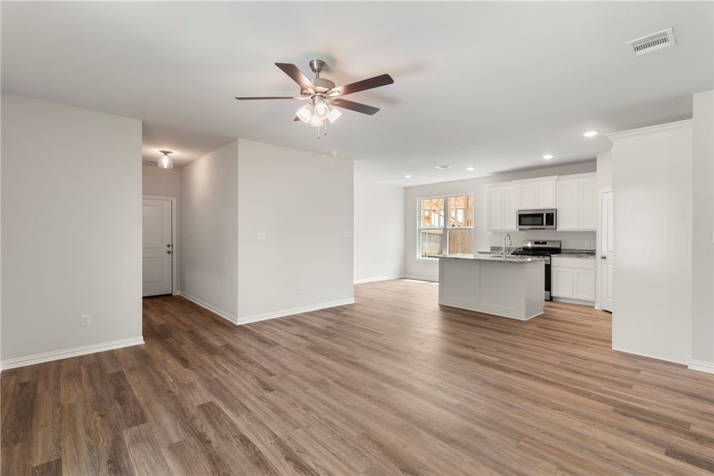 2602 Falcon Ridge Drive, Bryan, TX 77803 — photo 4