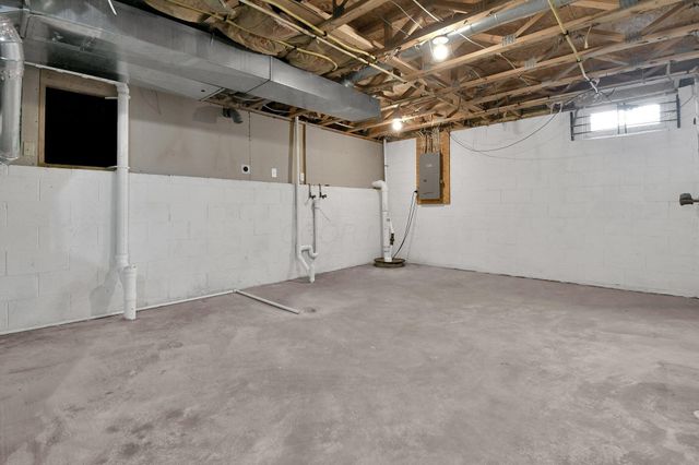 1165 Harley Run Drive, Blacklick, OH 43004
