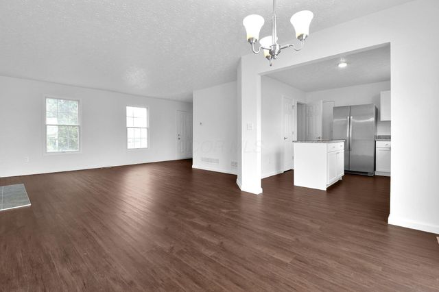 1165 Harley Run Drive, Blacklick, OH 43004