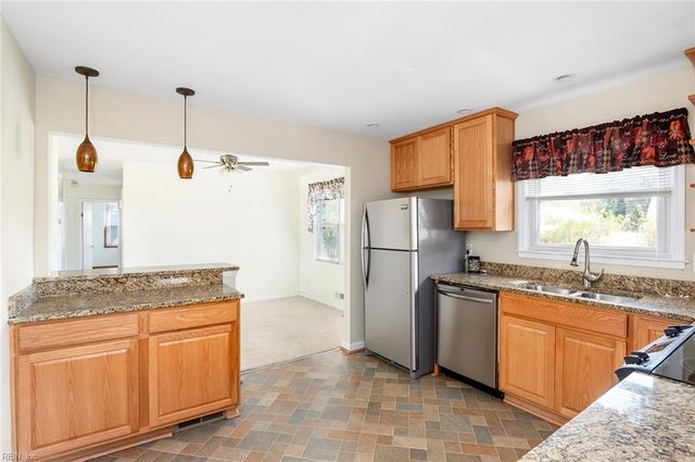 4929 W Norfolk RD, Portsmouth, VA 23703