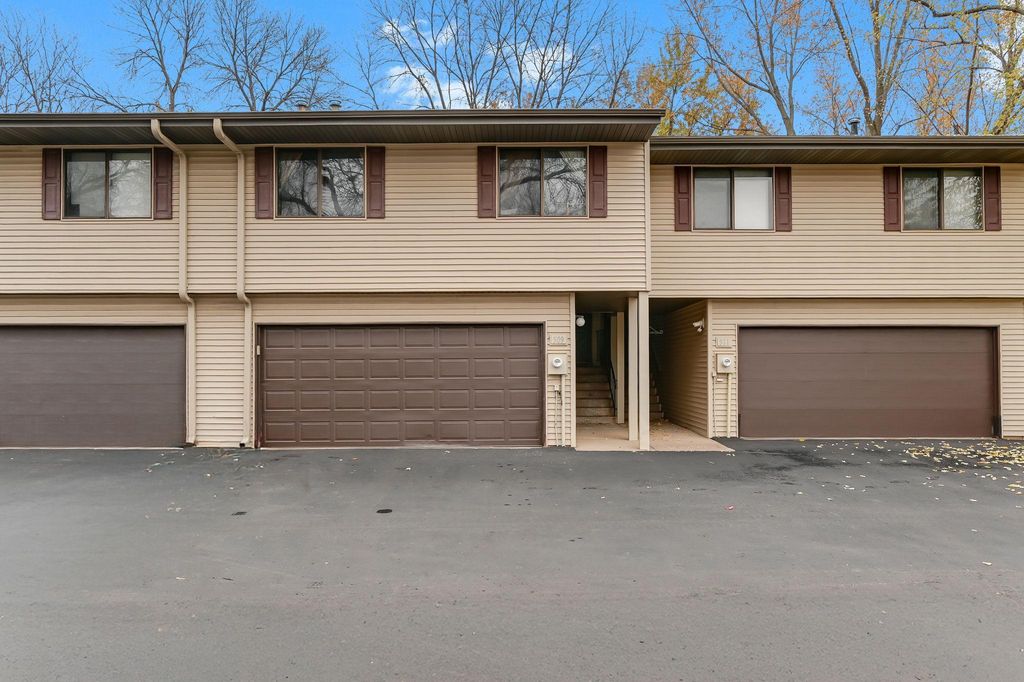 509 Whispering Lane, Hastings, MN 55033