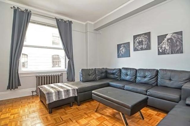 21 Beacon St 2J, Boston, MA 02108